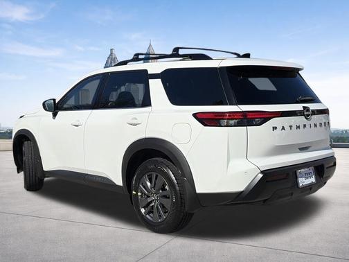Glacier White 2026 Nissan Pathfinder SV
