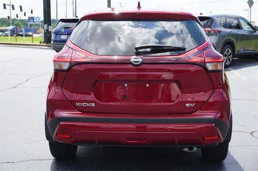 2023 Nissan Kicks SV
