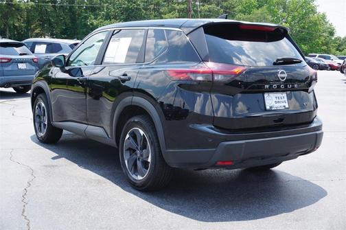 2024 Nissan Rogue SV