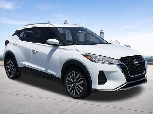 Fresh Powder 2023 Nissan Kicks SV