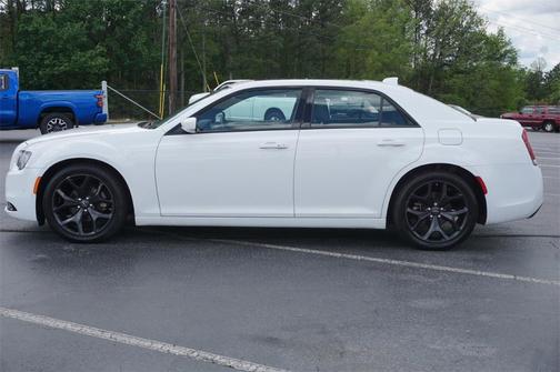 2022 Chrysler 300 S