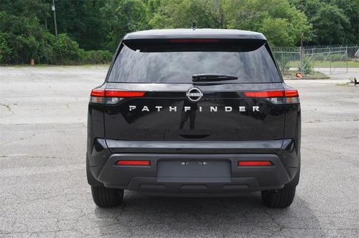 2025 Nissan Pathfinder S