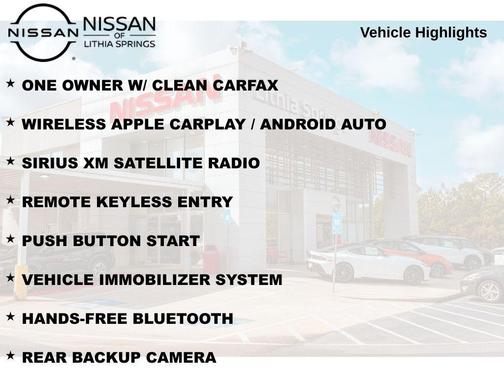 Aspen White Tri 2025 Nissan Kicks SR