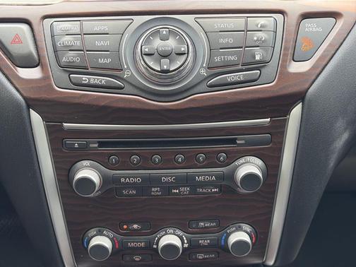 Brilliant Silver Metallic 2019 Nissan Pathfinder Platinum