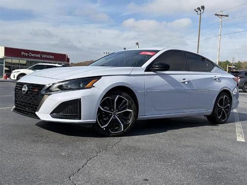 2024 Nissan Altima 2.5 SR