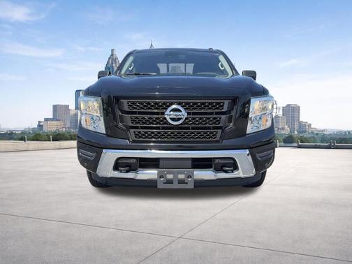 Black 2021 Nissan Titan SV
