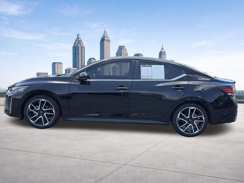 Black 2025 Nissan Sentra SR