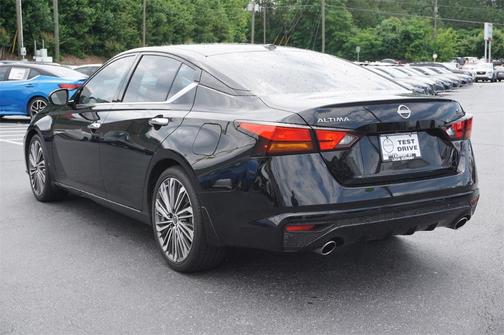 2024 Nissan Altima 2.5 SL