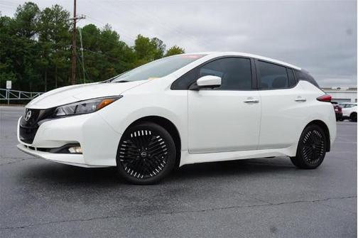 2023 Nissan Leaf SV PLUS