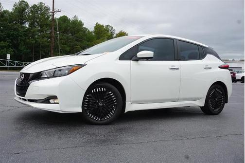 2023 Nissan Leaf SV PLUS