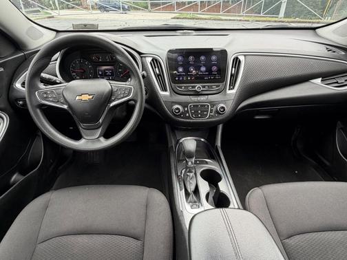 Sterling Gray Metallic 2023 Chevrolet Malibu LT