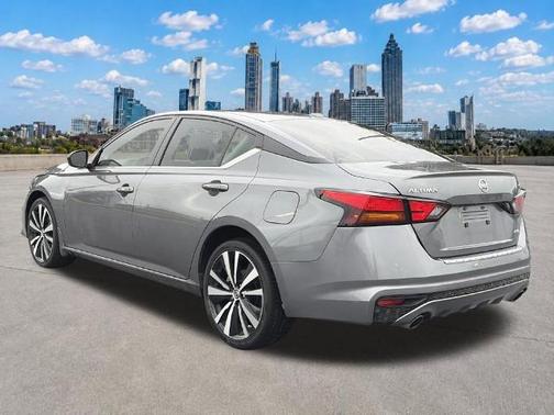 Gun Metallic 2022 Nissan Altima 2.5 SR