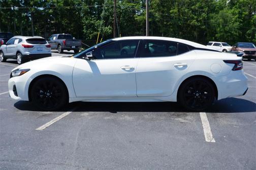 2021 Nissan Maxima SR