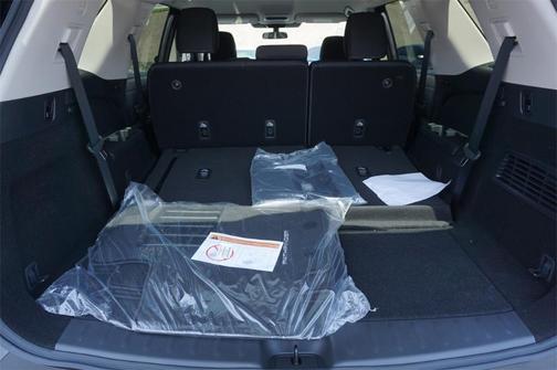 2025 Nissan Pathfinder S