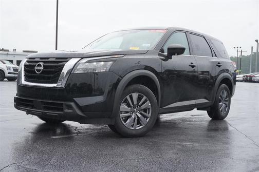 2024 Nissan Pathfinder S