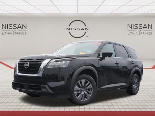 2024 Nissan Pathfinder S