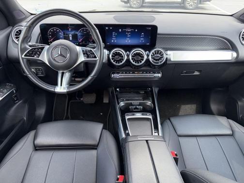 Black 2025 Mercedes-Benz GLB 250 Base