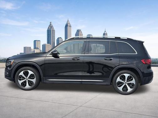 Black 2025 Mercedes-Benz GLB 250 Base