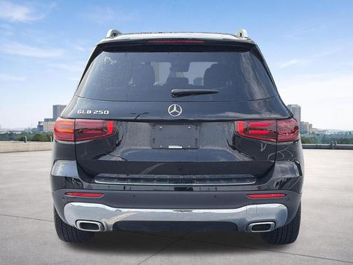 Black 2025 Mercedes-Benz GLB 250 Base