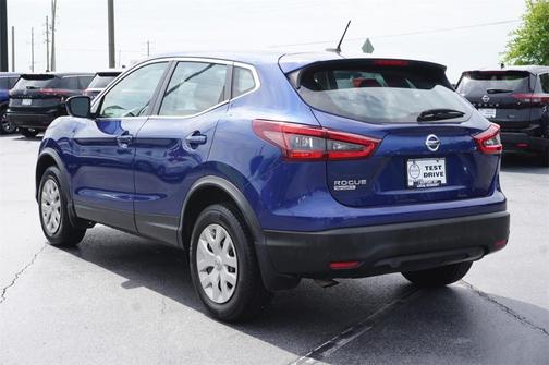 2020 Nissan Rogue Sport S