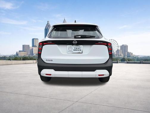 Fresh Powder 2026 Nissan Kicks S