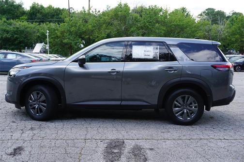 2025 Nissan Pathfinder S