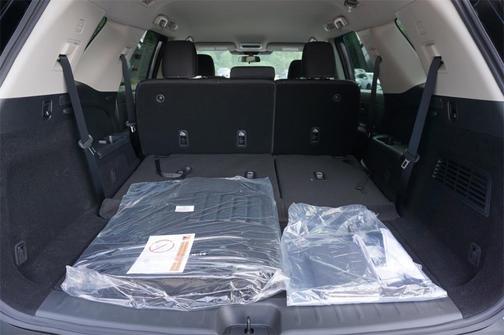 2025 Nissan Pathfinder S