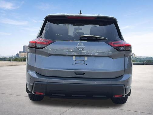 Gun Metallic 2024 Nissan Rogue S
