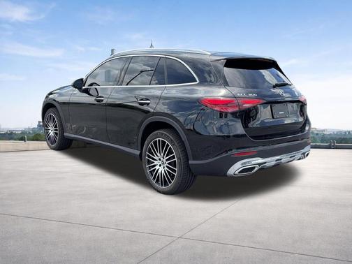 Black 2026 Mercedes-Benz GLC 300 Base 4MATIC