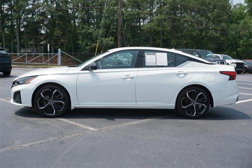 2024 Nissan Altima 2.5 SR