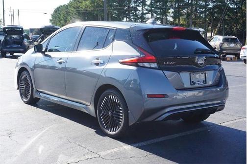2023 Nissan Leaf SV PLUS