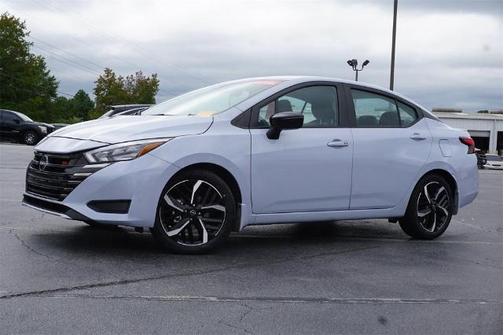 2023 Nissan Versa 1.6 SR