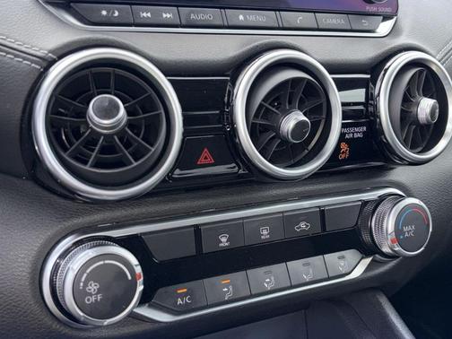 Brilliant Silver Metallic 2022 Nissan Sentra SV