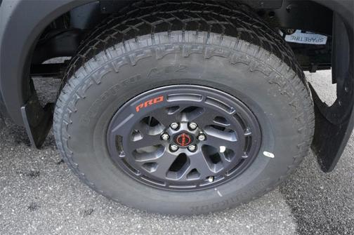 2025 Nissan Frontier PRO-X