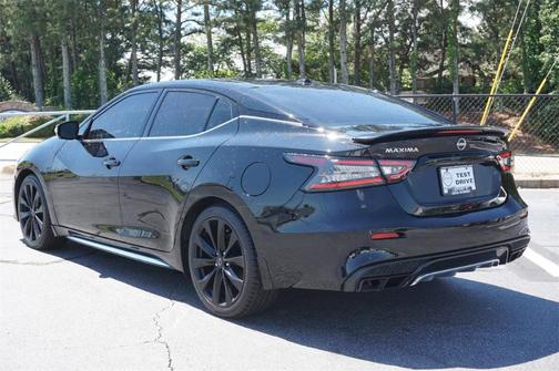 2023 Nissan Maxima SR
