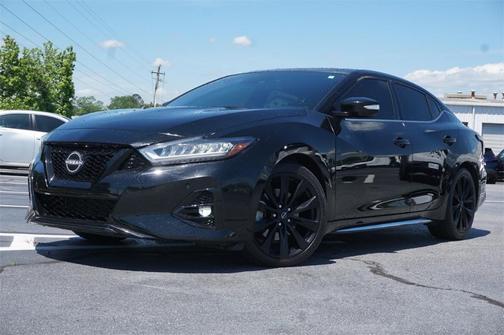 2023 Nissan Maxima SR