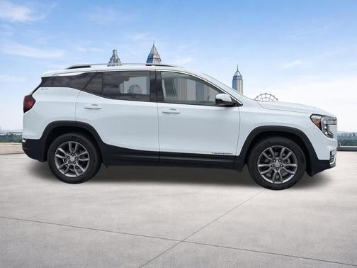 Summit White 2024 GMC Terrain SLT
