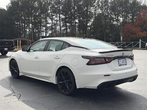 2023 Nissan Maxima SR