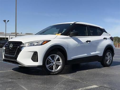 2023 Nissan Kicks S