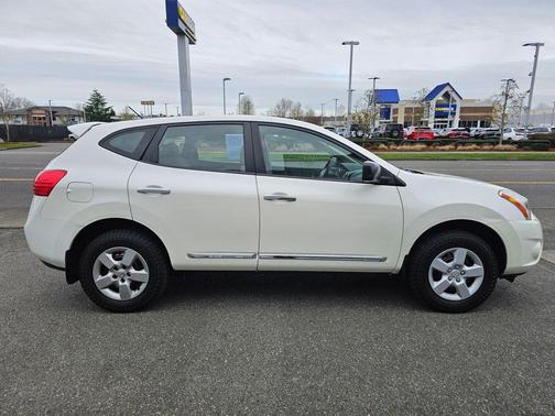 Pearl White 2012 Nissan Rogue S