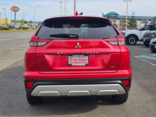 Red Diamond 2025 Mitsubishi Eclipse Cross SE