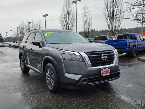 Gun Metallic 2025 Nissan Pathfinder SV 4WD