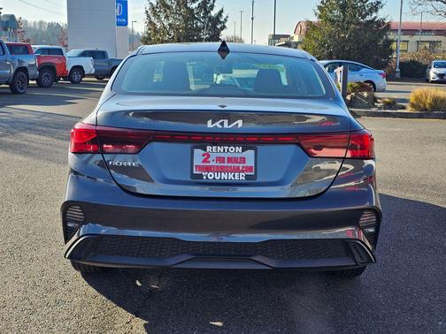Gravity Gray 2024 Kia Forte LXS