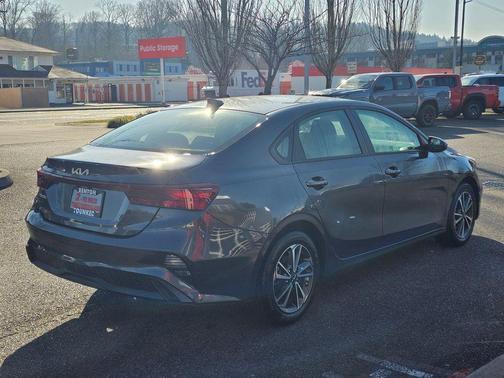 Gravity Gray 2024 Kia Forte LXS