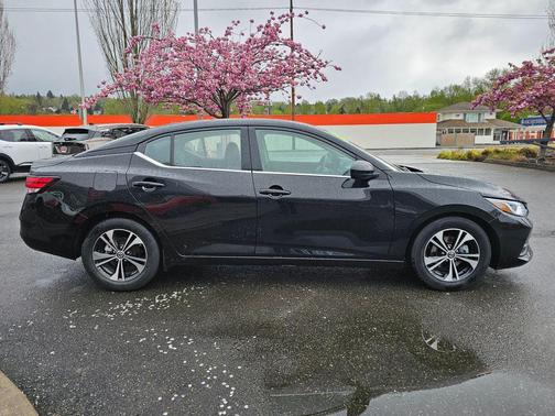 Super Black 2022 Nissan Sentra SV