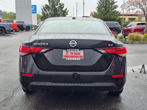 Super Black 2022 Nissan Sentra SV