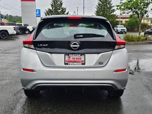 Brilliant Silver Metallic 2024 Nissan Leaf SV PLUS