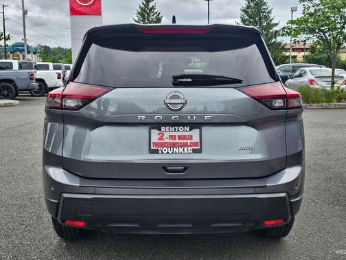 Gun Metallic 2024 Nissan Rogue S
