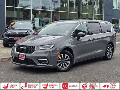 Ceramic Gray Clearcoat 2023 Chrysler Pacifica Hybrid Touring L