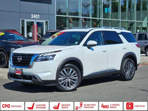Everest White Pearl Tricoat 2025 Nissan Pathfinder SL 4WD